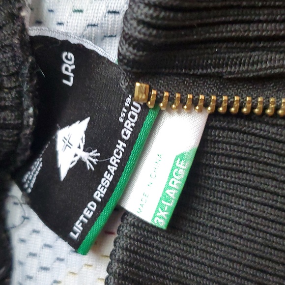 L.R.G. jacket size 3xl - Picture 2 of 7